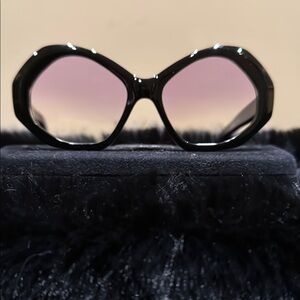 SEE Eyewear Chic Black Sunglasses
